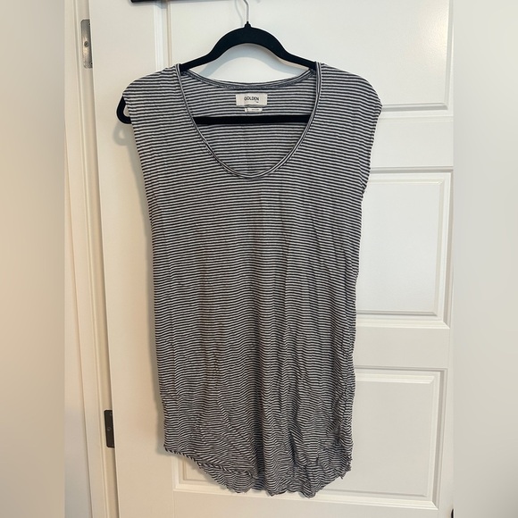 *3/$25* TNA Black and White Striped Top - Picture 1 of 3